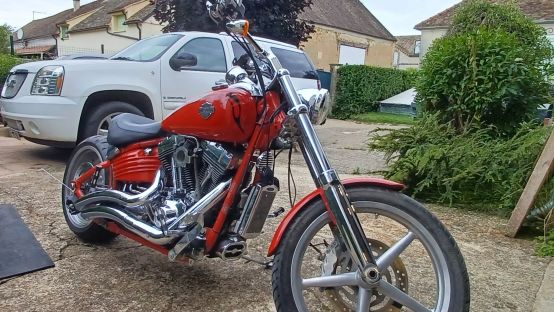 Harley Davidson 1584 Rocker C de 2010